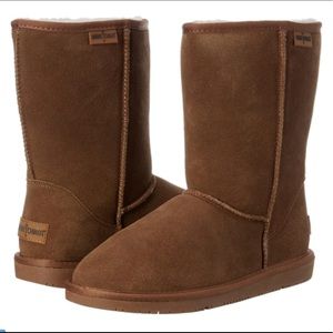 🔴SOLD🔴 Minnetonka snow boots